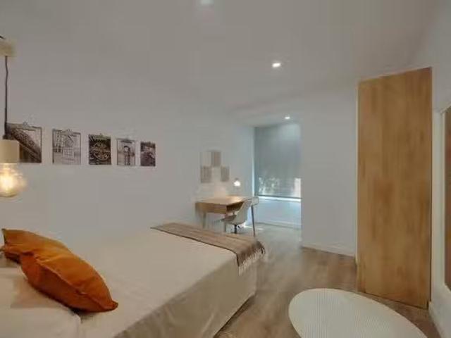 Nuevo Habitación en Carrer de Nàpols