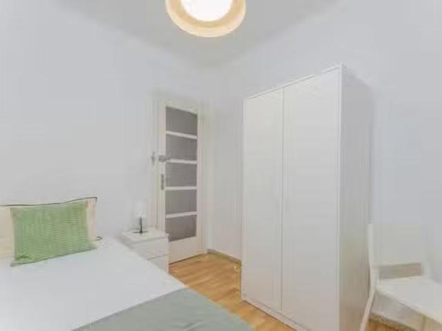 ¡En alquiler! Habitación en Carrer del Bisbe Jaume Pérez, Quat.