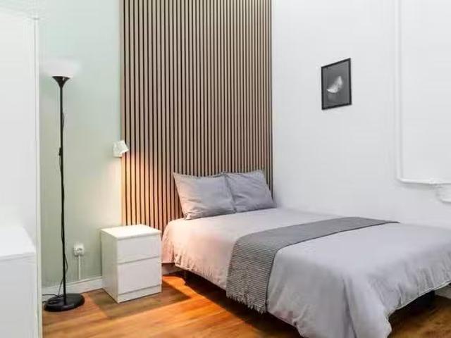 ¡Oferta! Habitación en Carrera de San Francisco, Centro