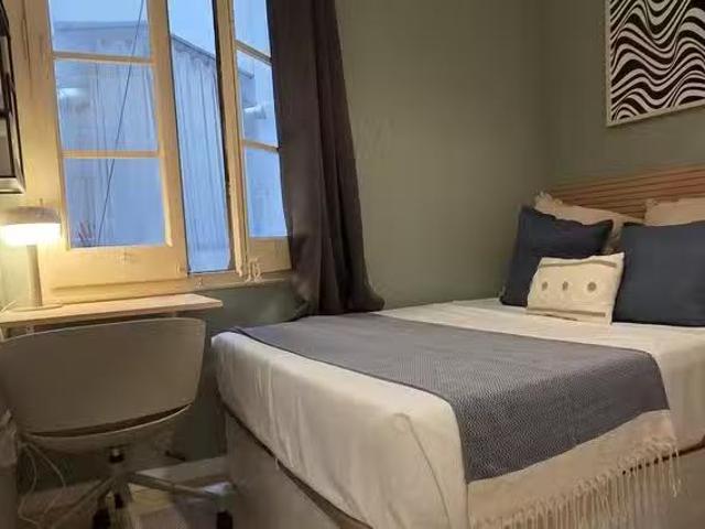 ¡Renta! Habitación en Gran Via de les Corts Catalanes, 681
