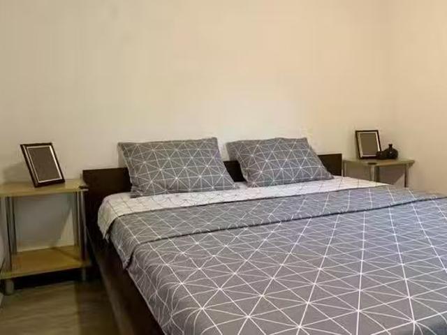 Único Habitación en Smrekarjeva ulica, Šiška