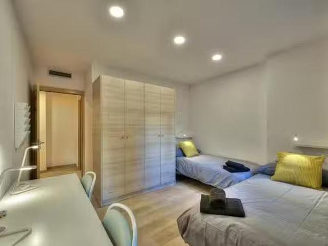 Acogedor Habitación en Travessera de Gràcia, Sant Gervasi Galv.