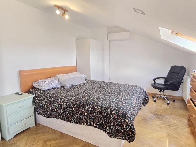 EN ALQUILER HABITACIONES CON TODOS LOS GASTOS INCLUIDOS EN VILLANUEVA DE LA CAÑADA MADRID