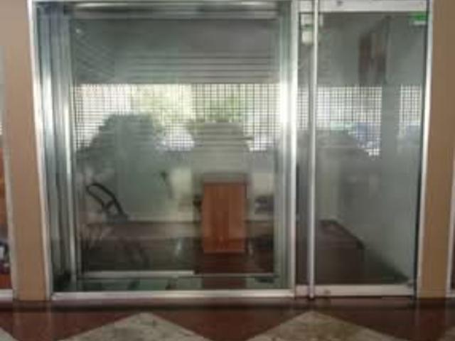 En Alquiler Local Comercial en Manzanares | Baruta, Miranda | 140$