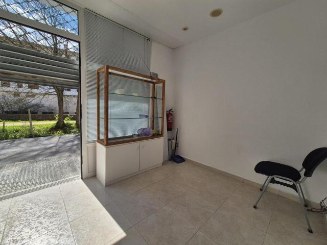 EN ALQUILER LOCAL COMERCIAL EN VILLASANA DE MENA