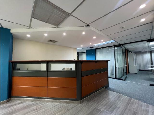 En alquiler oficina 333m2 El Rosal
