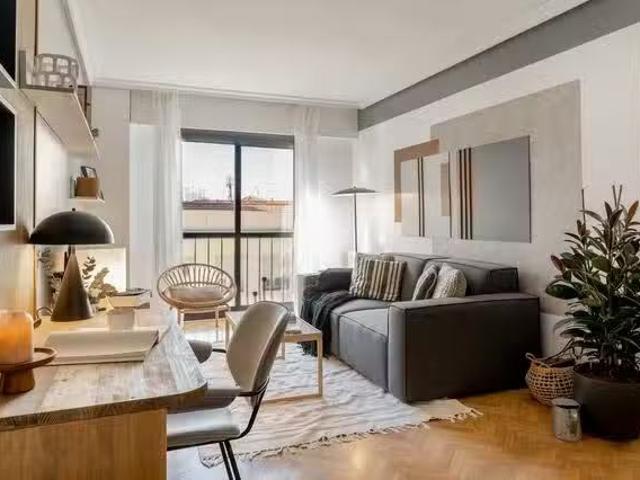 Único Piso de 1 habitación en Calle de Rodríguez San Pedro