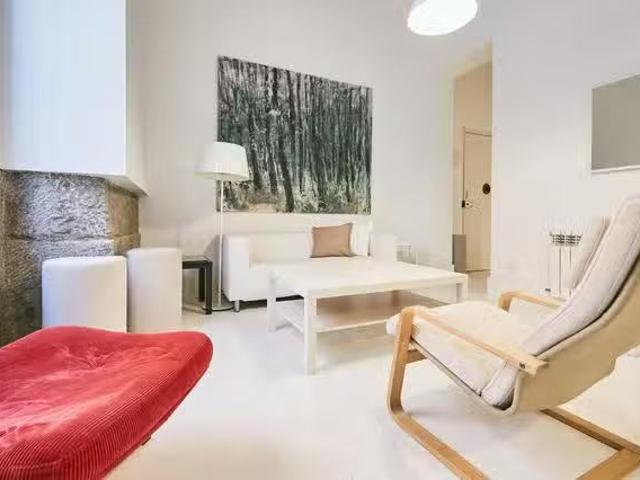 Bonito Piso de 1 habitación en Calle del Molino de Viento, Uni.