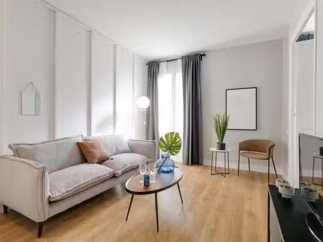 Nuevo Piso de 1 habitación en Carrer de Sepúlveda