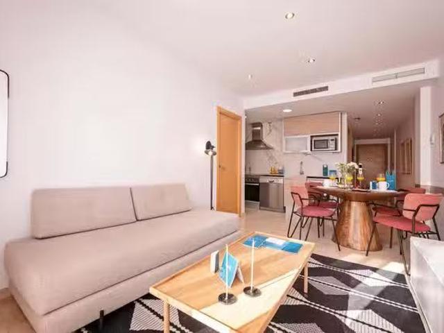 Acogedor Piso de 1 habitación en Carrer de València