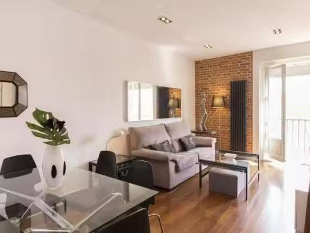 ¡Oferta! Piso de 1 habitación en Plaza de Tirso de Molina