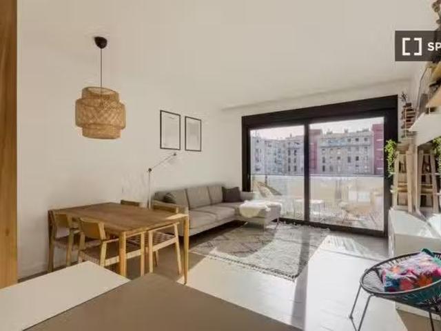 Nuevo Piso de 3 habitaciones en alquiler en el Poblenou, Barce.