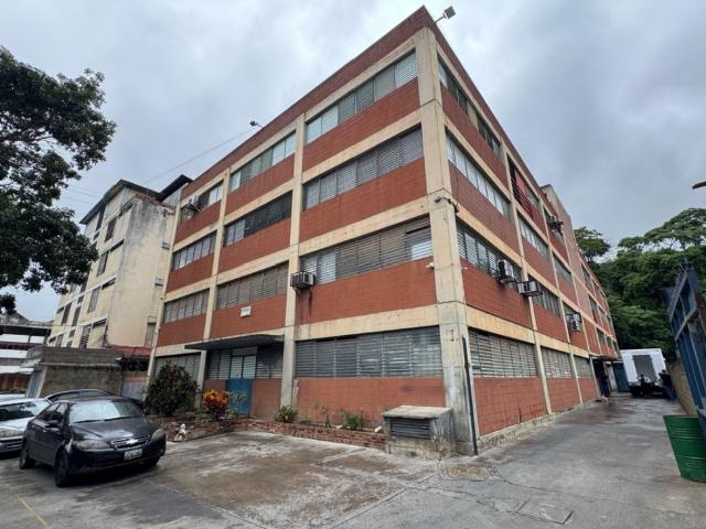 En Alquiler Planta Industrial en Palo Verde. Sucre Caracas
