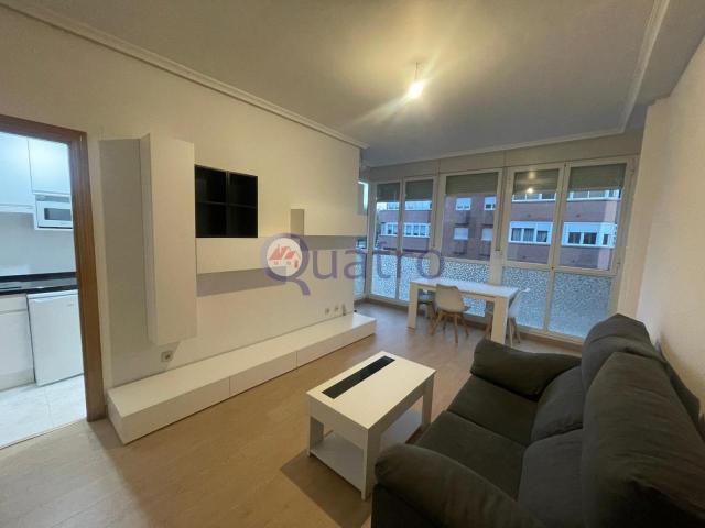 En alquiler precioso estudio de una habitación junto al Paseo Salamanca