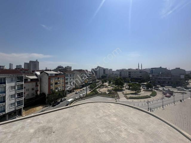 En Buyuk Tıp 1+1 Daıre Meydan Ardıçı'da