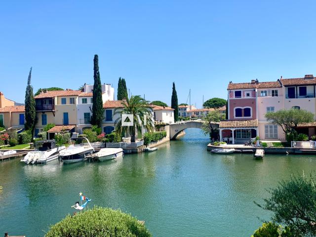 EN CO EXCLUSIVITE JOLIE MAISON A VENDRE A PORT GRIMAUD 83310
