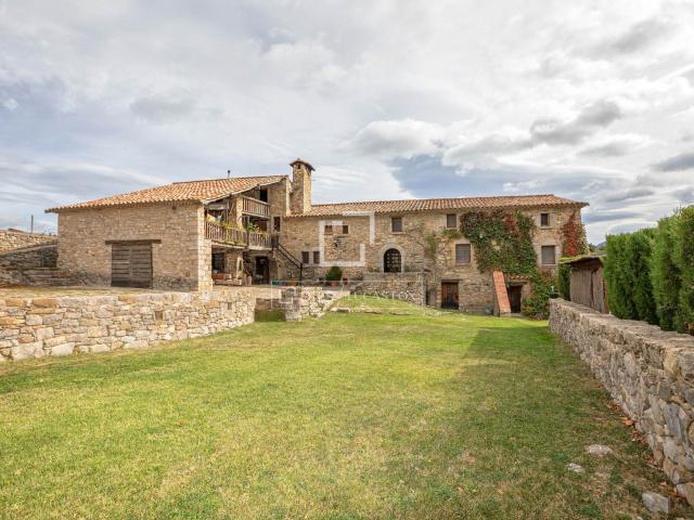 En el corazón de la Alta Garrotxa, entre los 700 y los 1000. 1540m² Sales de Llierca