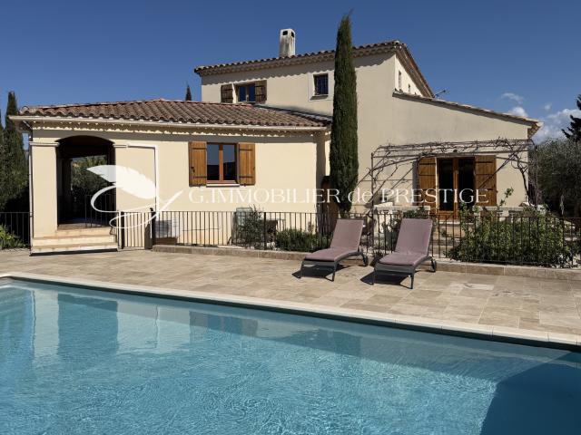 En exclusivité, une élégante maison provençale