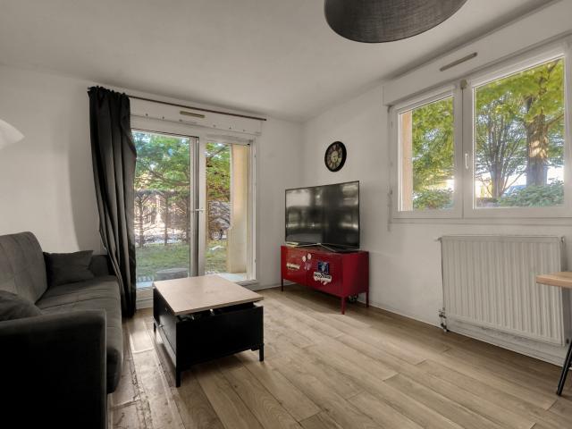En exclusivité ! Appartement T2 de 50 m2 en rez de chaussée, idéalement situé à Balma La Plaine