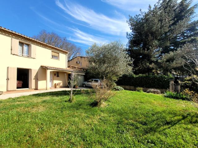 En EXCLUSIVITE Villa 3 chambres avec jardin quartier calme proche centre