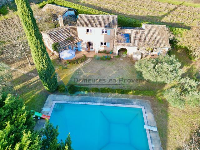 Villa avec piscine à VAISON LA ROMAINE