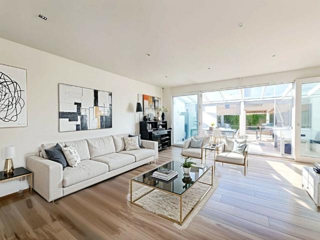 En exclusivité: Villa contemporaine & Minergie, vue montagnes, Bellevue