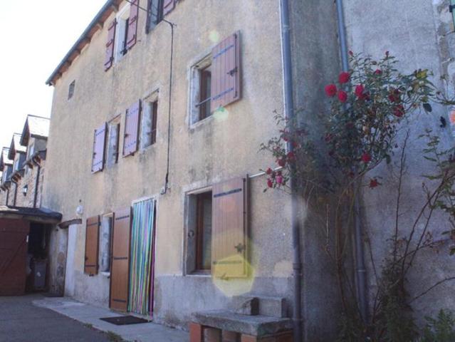 En Exclusivité à Chasserades Maison sur le chemin de Stevenson