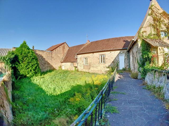 En exclusivité à Saulieu: immeuble centre ville 168m² Saulieu