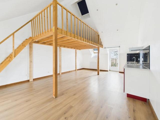 En exclusivité à SAULIEU: maison de ville