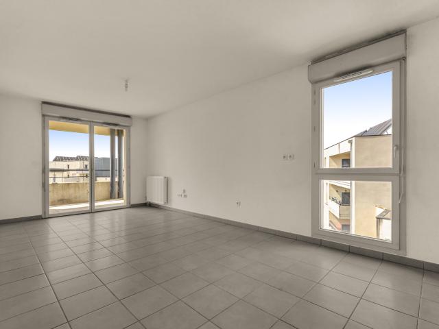 En exclusivité ! DERNIER ÉTAGE ! Appartement T3 de 60 m2 en dernier étage avec deux terrasses, secteur Grand