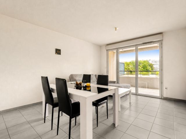 En exclusivité ! Appartement T2 de 40,40 m2, en rez de chaussée, dans le quartier Grand Selve