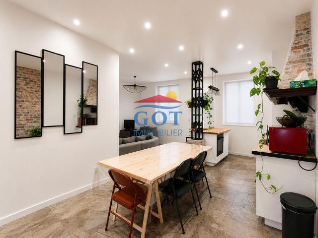En exclusivité GOT Immobilier Maison de ville R+1 de 101 m2 4 chambres Cour intérieure
