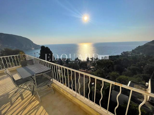 En exclusivité superbe trois pièces de 81 m² avec magnifique. 80m² Eze