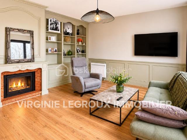 En Exclusivité, maison de caractère de 131m2 avec piscine