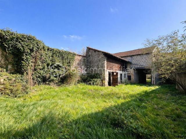 EN EXCLUSIVITÉ – Maison en plateau viabilisé – Créez un lieu de vie à votre image