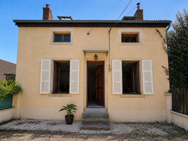 EN EXCLUSIVITÉ MAISON INDIVIDUELLE À TART LE BAS