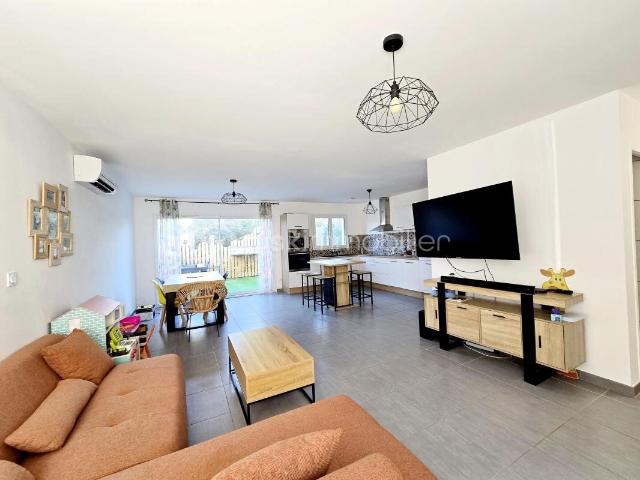 EN EXCLUSIVITE MAISON RECENTE TROIS CHAMBRES