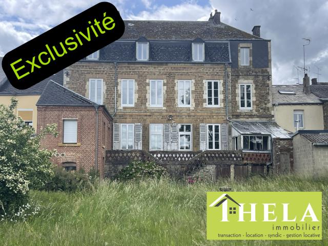 En exclusivité, Maubert Fontaine, ensemble immobilier avec grande maison de maître et local pro