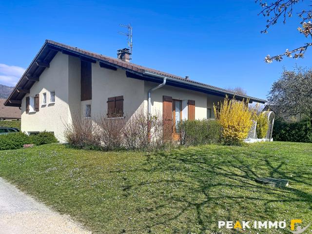 EN EXCLUSIVITE NANGY MAISON AVEC MAGNIFIQUE TERRAIN CONSTRUCTIBLE DE 1000M2