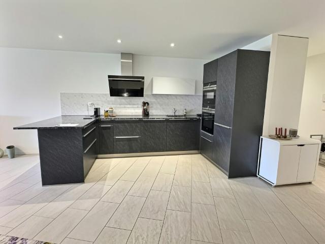 En exclusivité Superbe appartement dans un cadre verdoyant