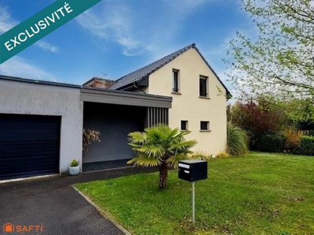 EN EXCLUSIVITÉ – Superbe pavillon individuel de 160 m² semi plain pied à Saint Amand les Eaux avec garage