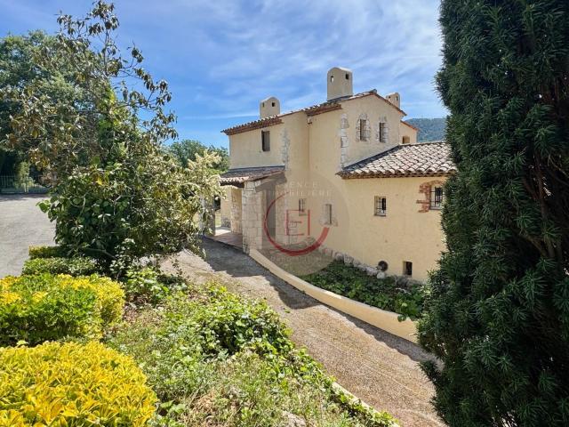 En Exclusivite! Superbe Vue Degagee Sur Le Massif De L'ester. 136m² Les Adrets de l'Estérel
