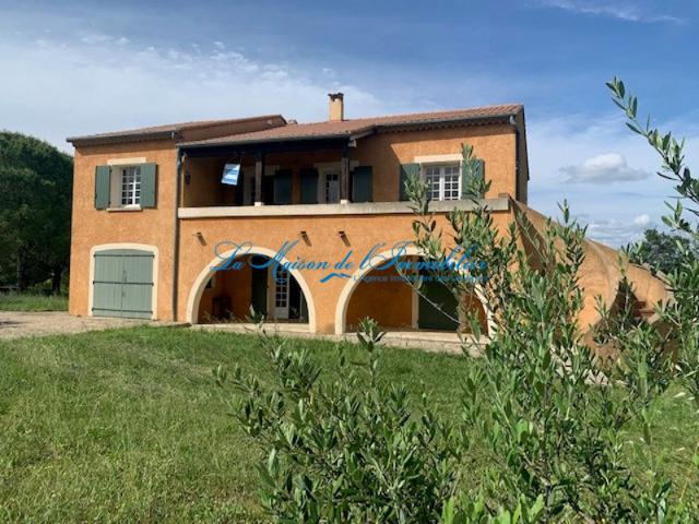 LEDIGNAN, Belle Villa de type F5 sur un terrain de 2000 m2 d