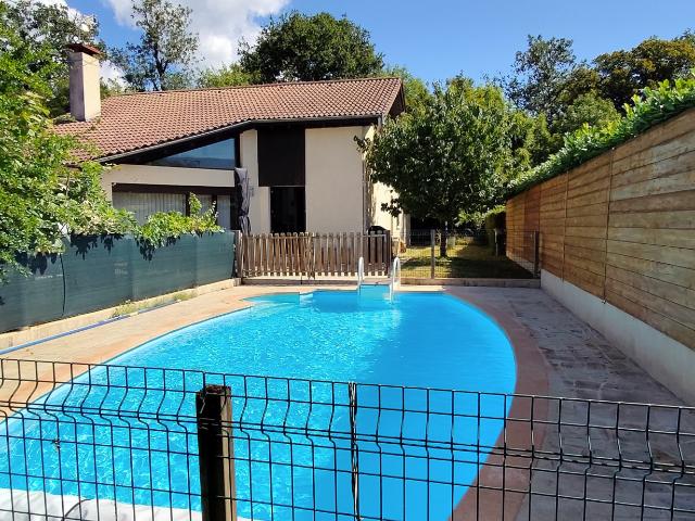 En exclusivité, sur Montbonnot, proche de toutes les commodités, une maison individuelle d'environ 165 M2, ave