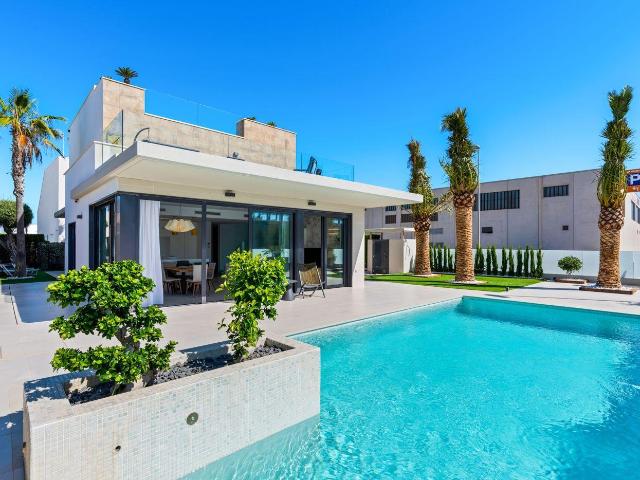 En la costa de Cabo Roig, tenemos esta propiedad única para. 197m² Dehesa de Campoamor