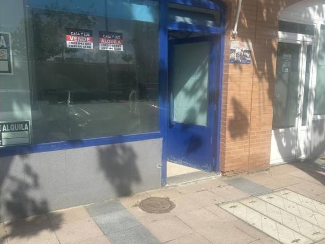 EN LA MEJOR ZONA DEL ZURGUEN.. LOCAL COMERCIAL IDEAL PARA PESCADERIA