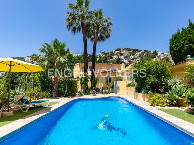 En la popular urbanización Montemar, en Benissa, se encuentr. 241m² Benissa