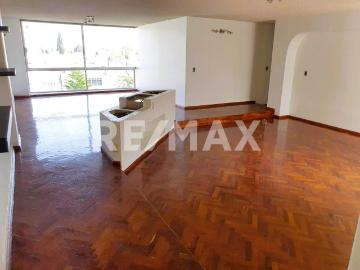 En Lindavista: Departamento con Terraza Privada en Renta