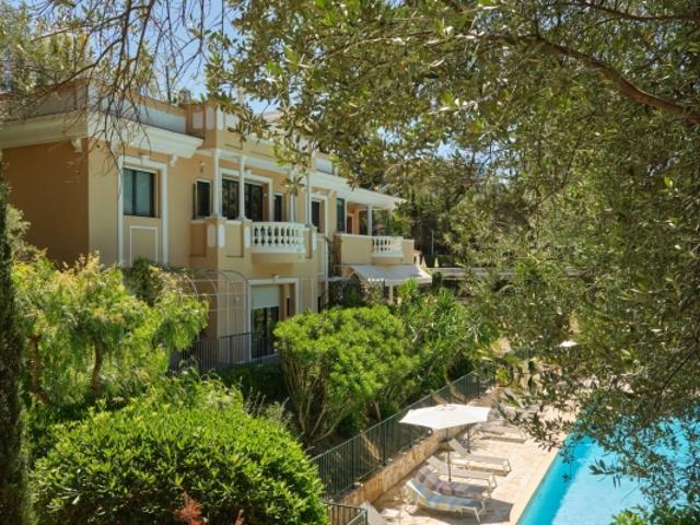 En lisère du Cap privé