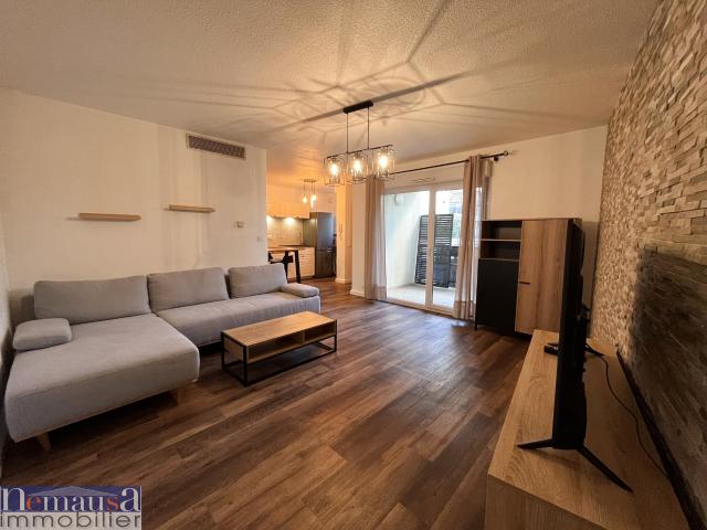 En location à Nîmes 30: appartement meublé avec loggia 2 chambres